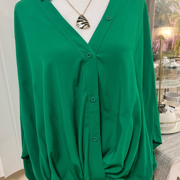 BLOUSE GREE OVERSIZE SMALL . New with no tag. - Picture 7 of 14